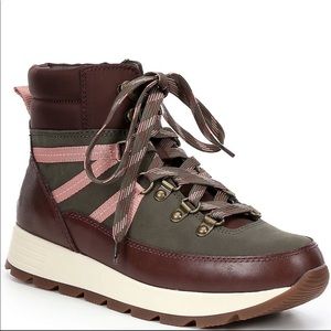 Alex Marie Boots size 8